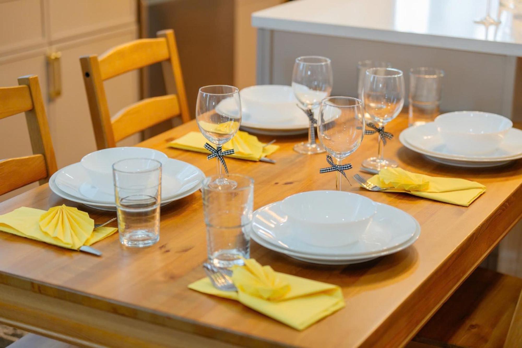 Apartment 82 Newly Renovated, Luxury In *