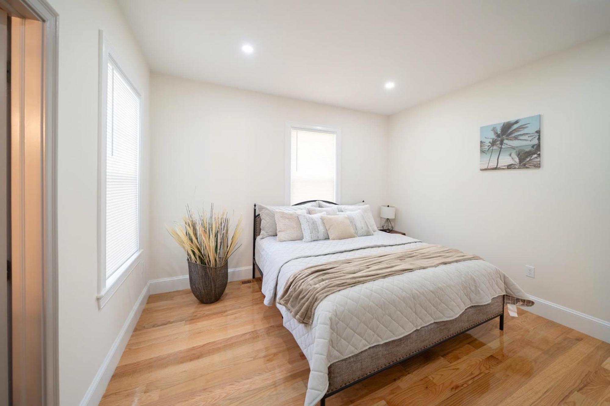 82 Newly Renovated, Luxury In Boston