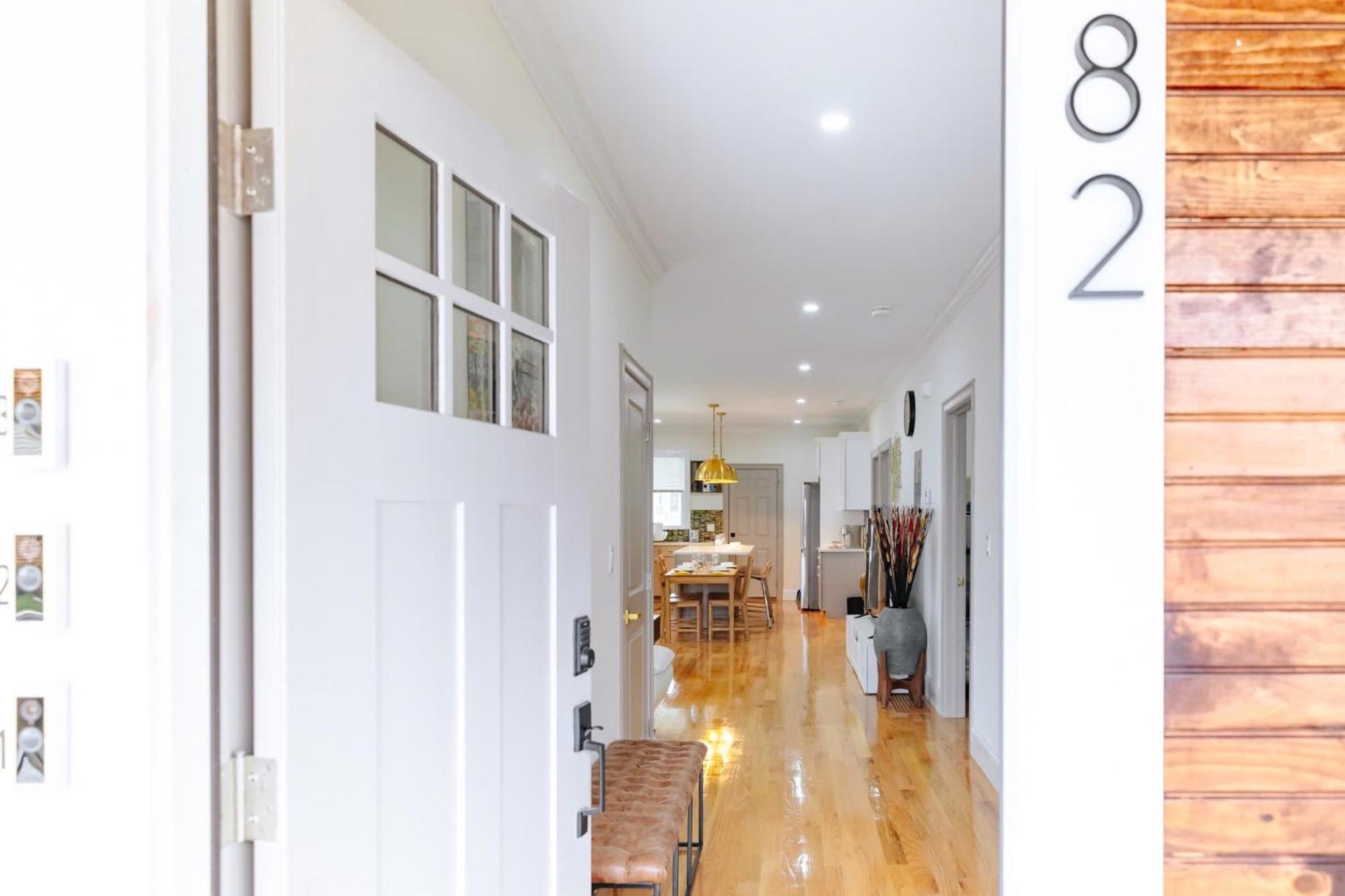 82 Newly Renovated, Luxury In * Boston