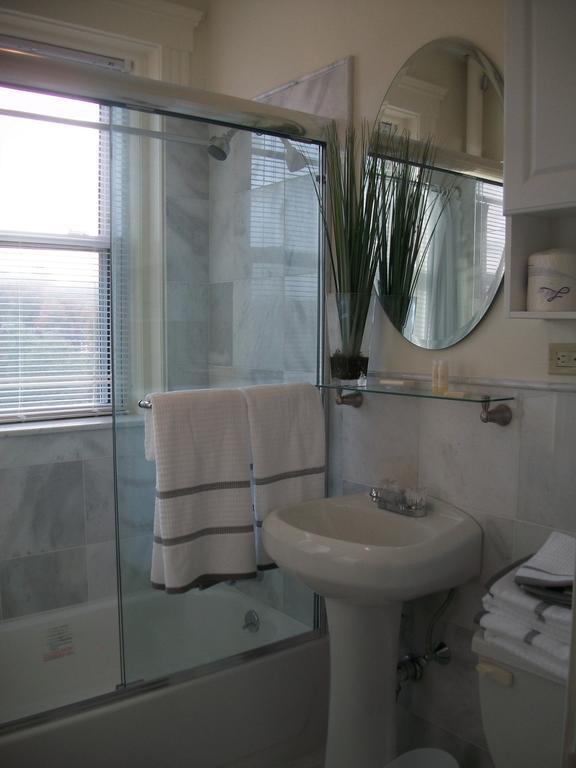 The Baldwin At Longwood Medical Area Apartment *