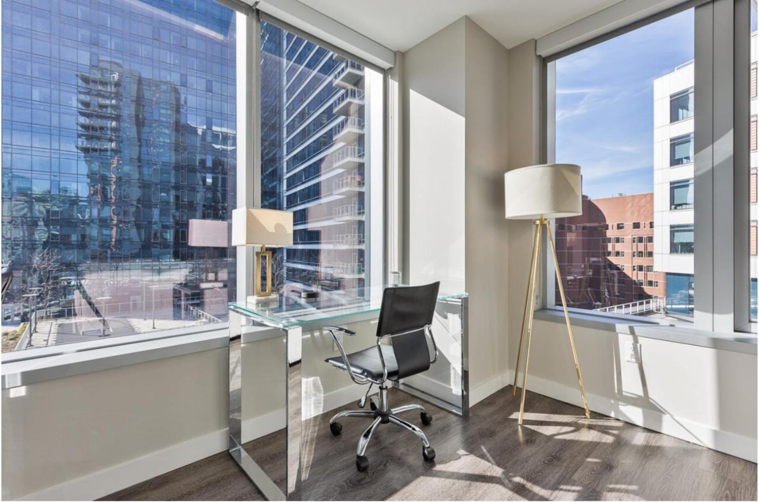 Modern With Gym - Via-1112 Apartment *