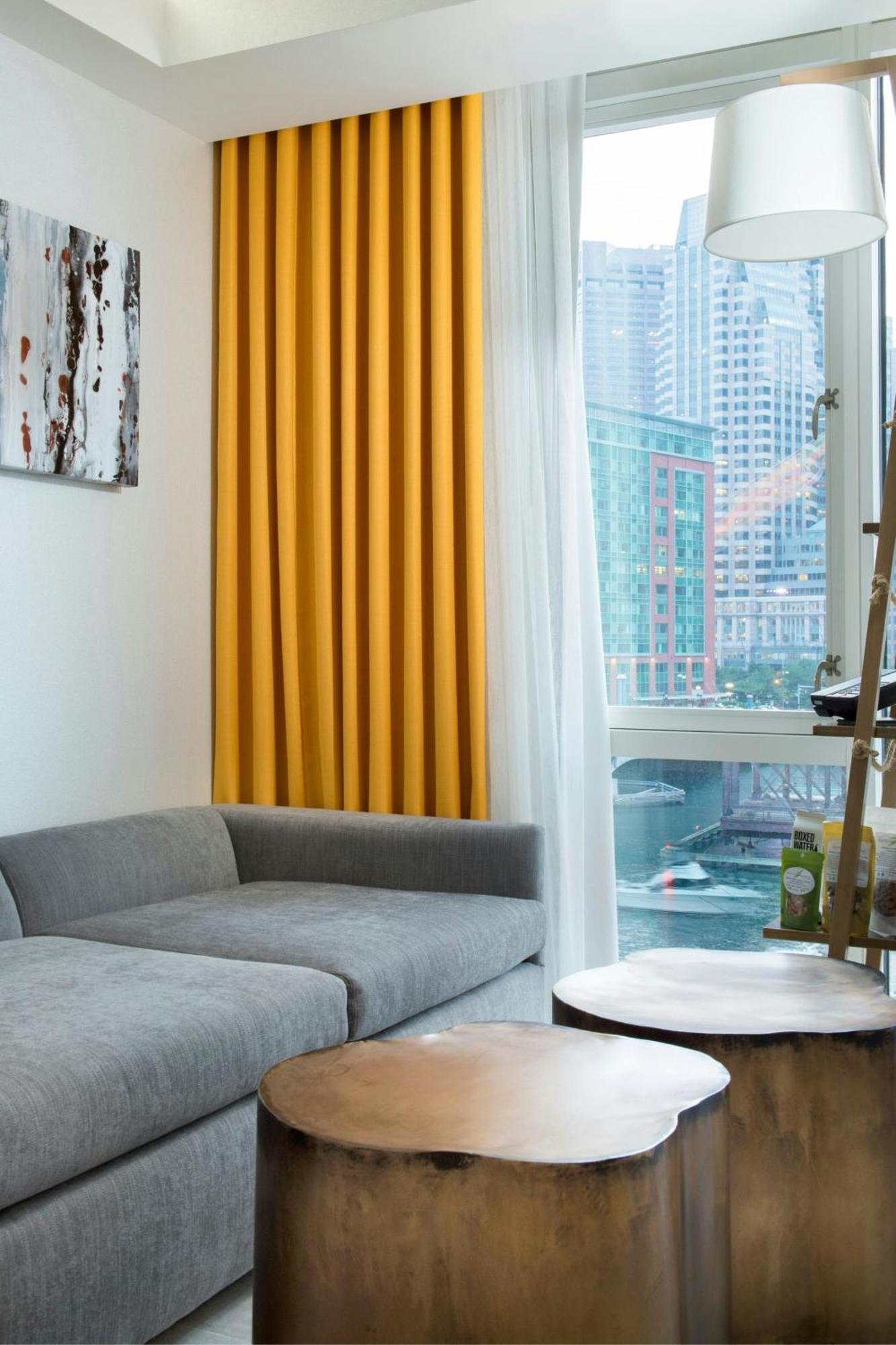 The Envoy Hotel, Autograph Collection 4* Boston