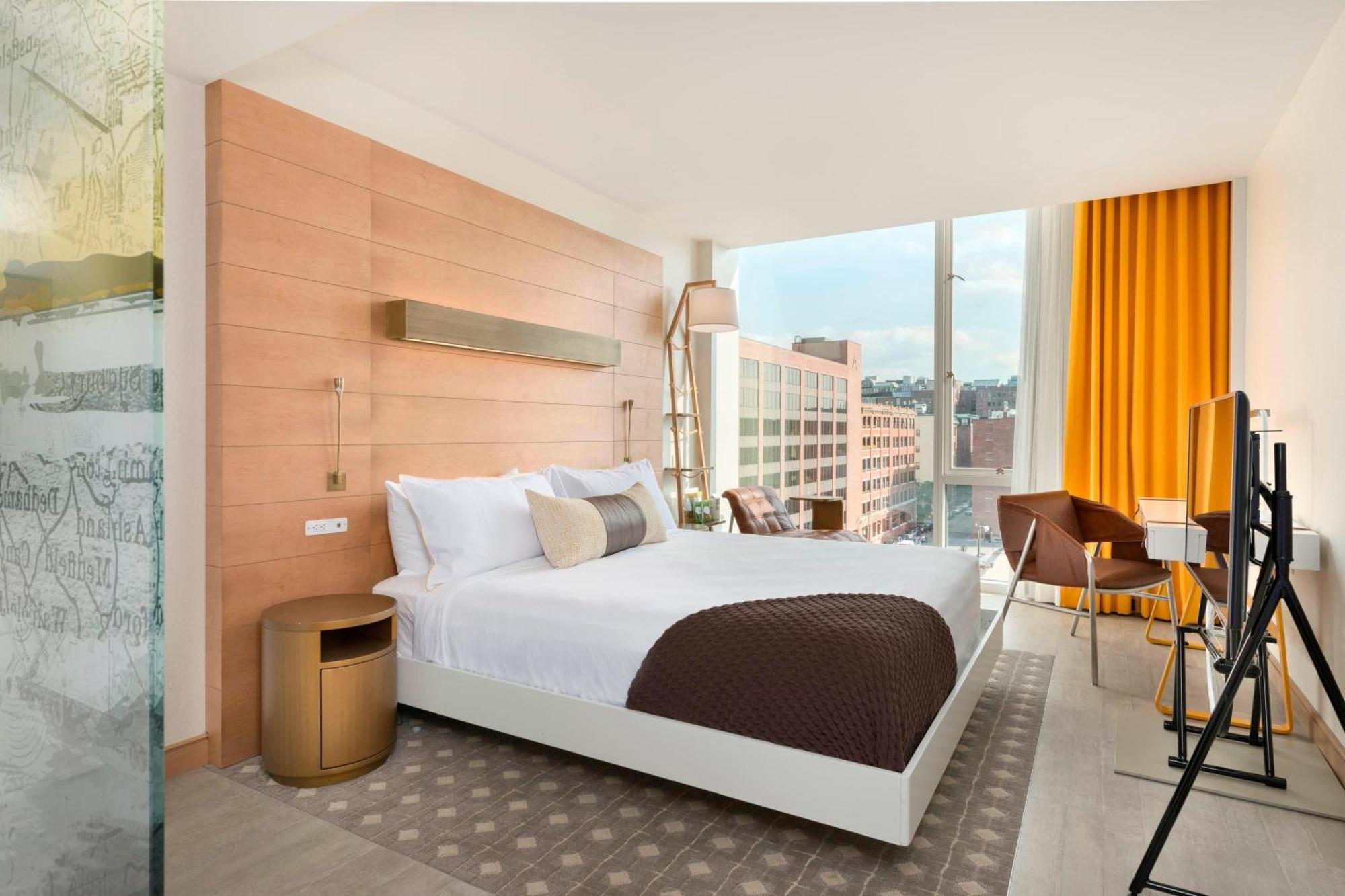 The Envoy Hotel, Autograph Collection Hotel