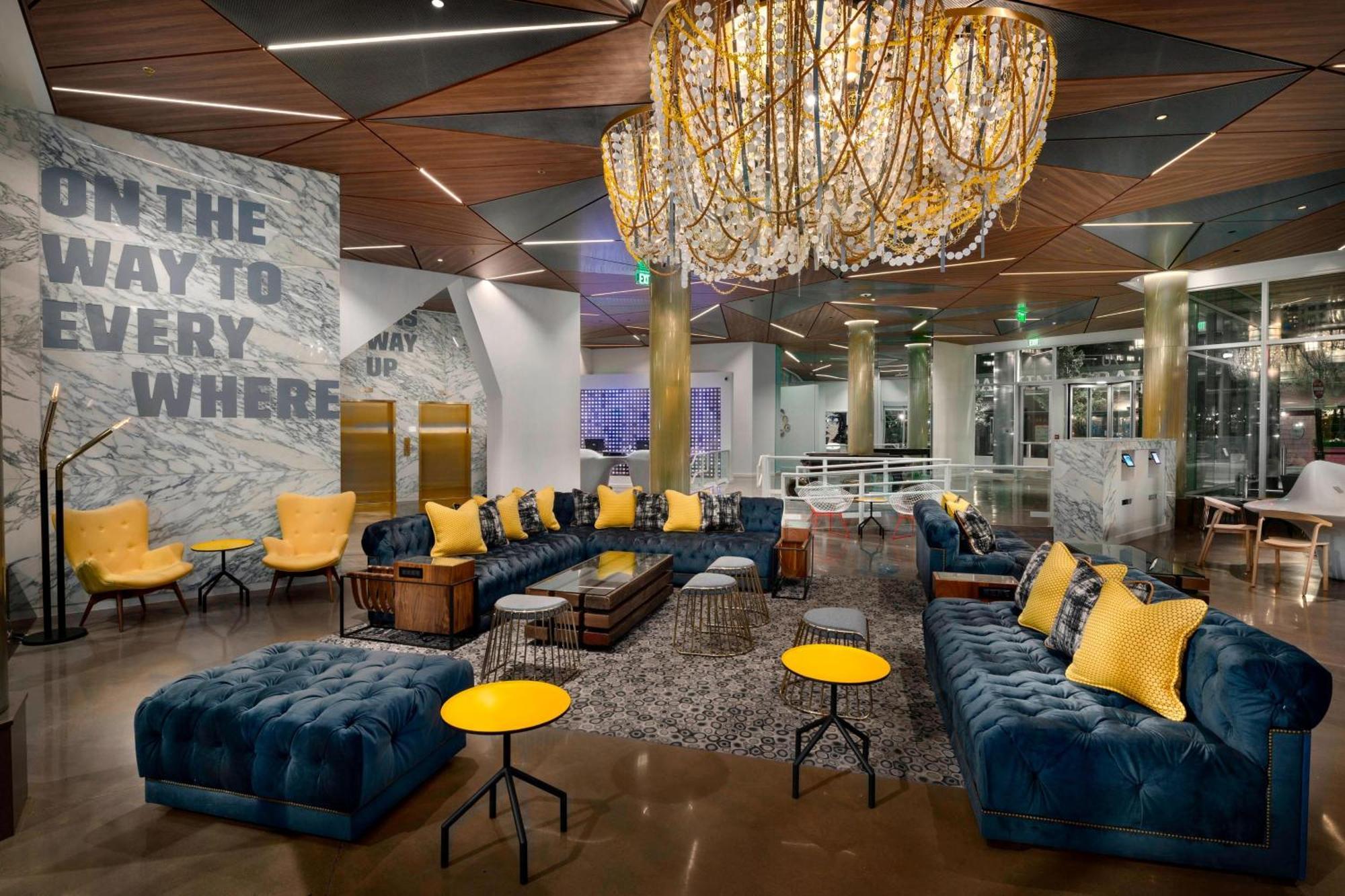 The Envoy Hotel, Autograph Collection Hotel Boston