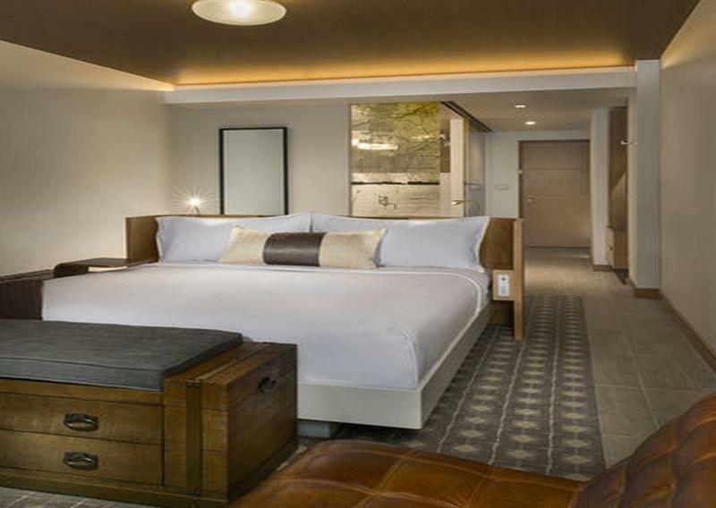 The Envoy Hotel, Autograph Collection Hotel 4*