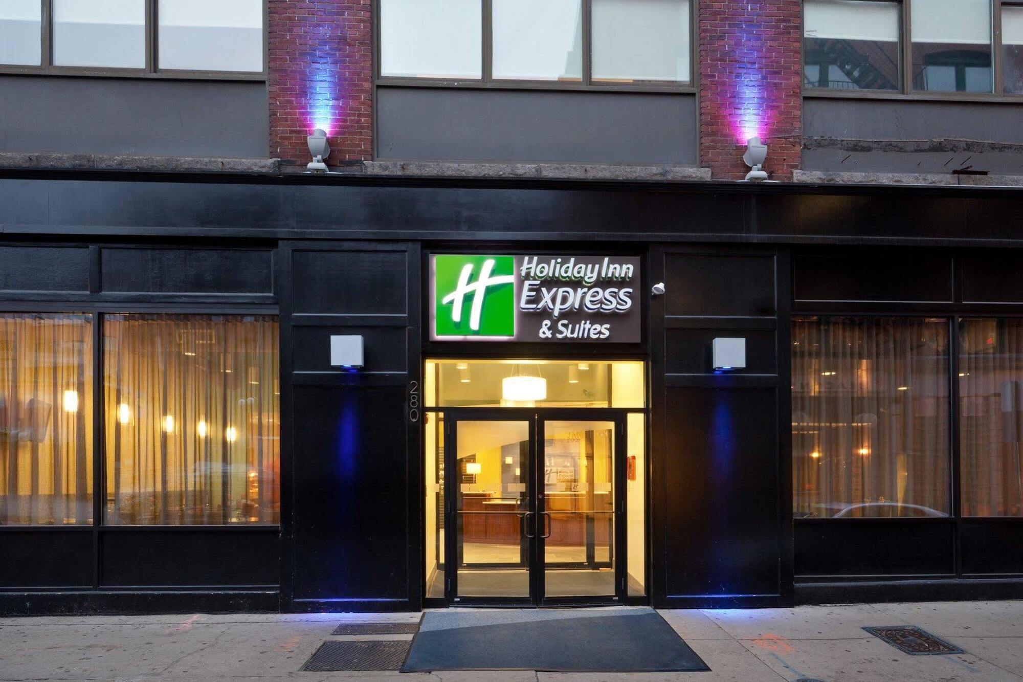 Hotel Indigo Garden By Ihg 4*