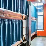 Hi Boston Hostel