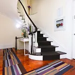 Charming & Stylish Studio On Beacon Hill #8