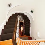 Charming & Stylish Studio On Beacon Hill #8