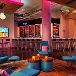 Aloft Boston Seaport District