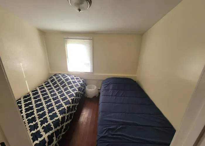 184 Bedrooms Near To Downtown
