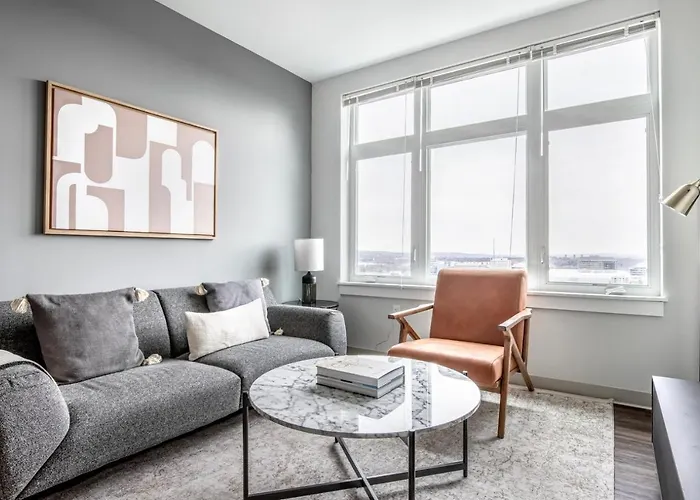 Brighton 2Br W Wd Gym Nr T Shops Dining Bos-850