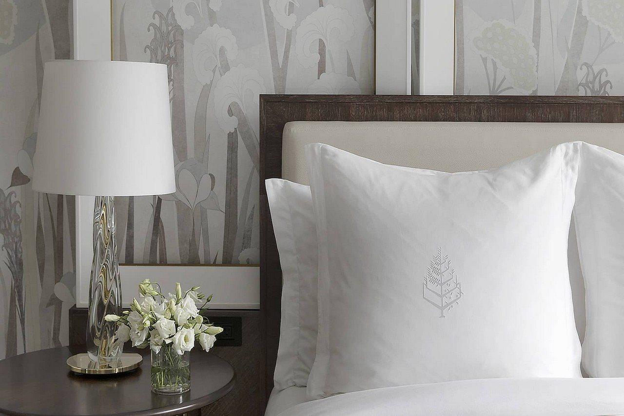 Four Seasons 5*