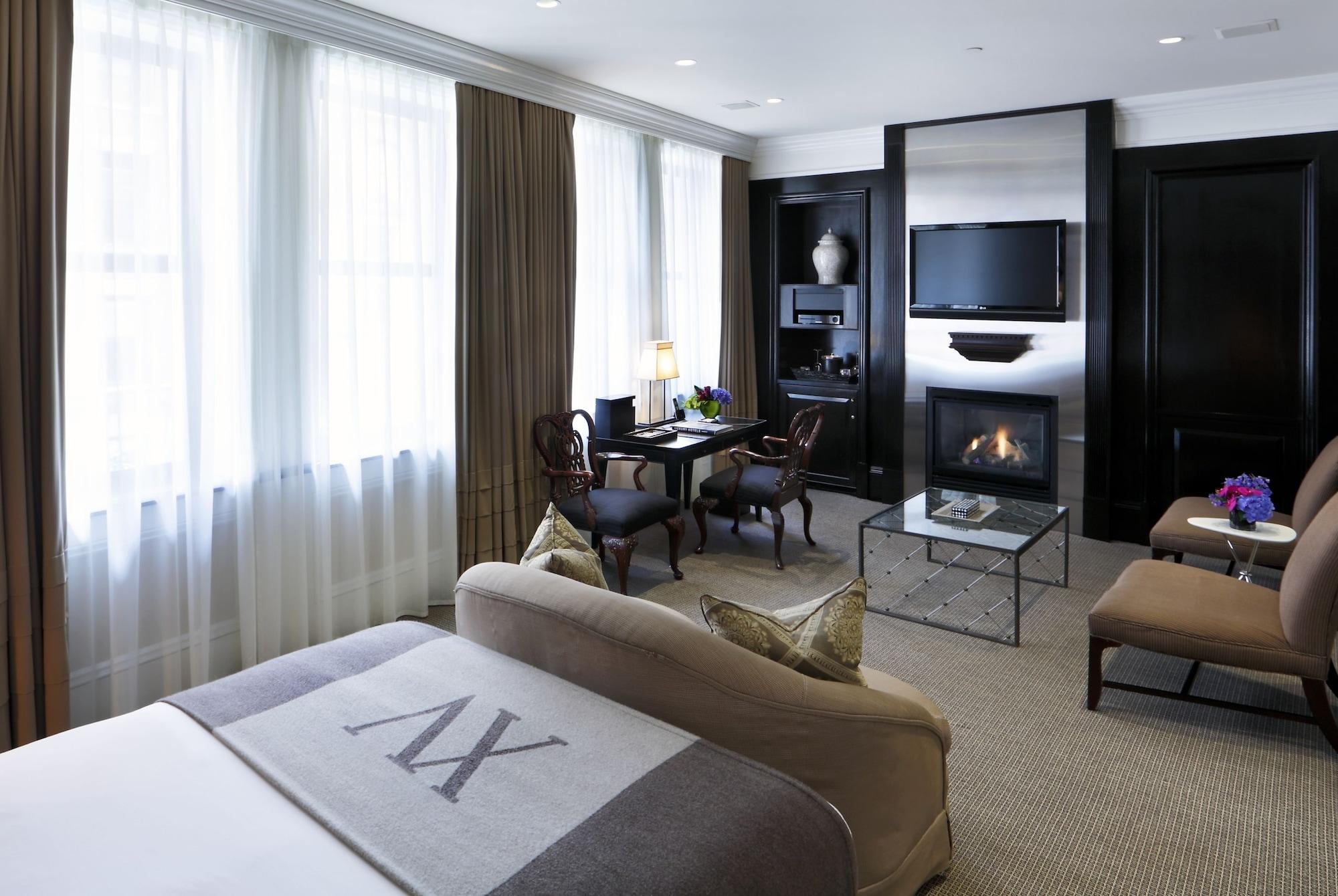 Hotel Fifteen Beacon