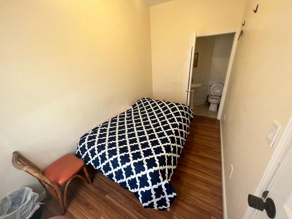 184 Bedrooms Near To Downtown