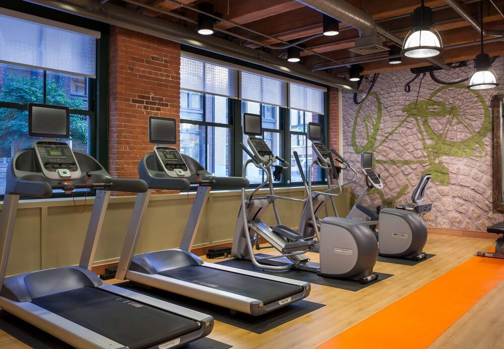 By Marriott Downtown Seaport 3* Boston
