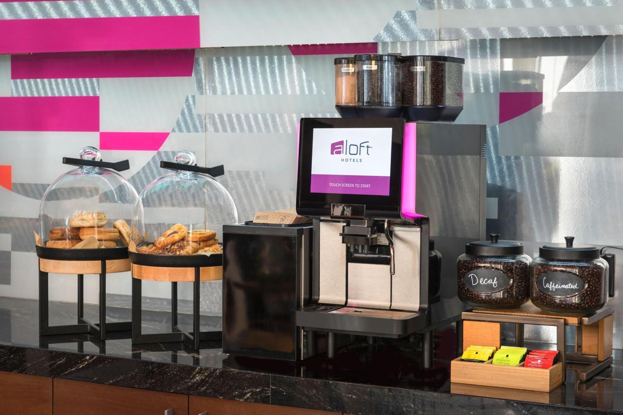 Aloft Seaport District