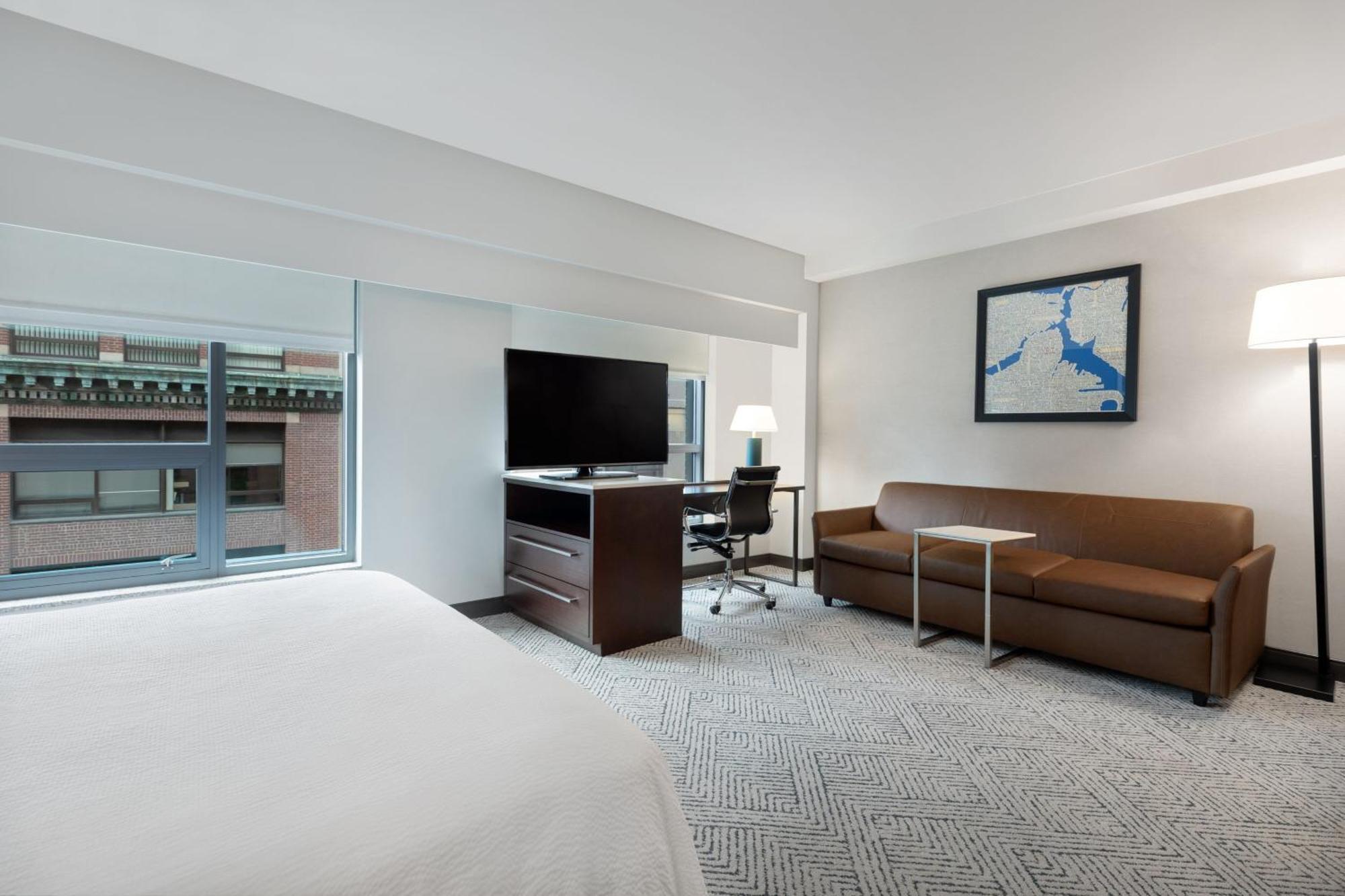 By Marriott Back Bay/fenway