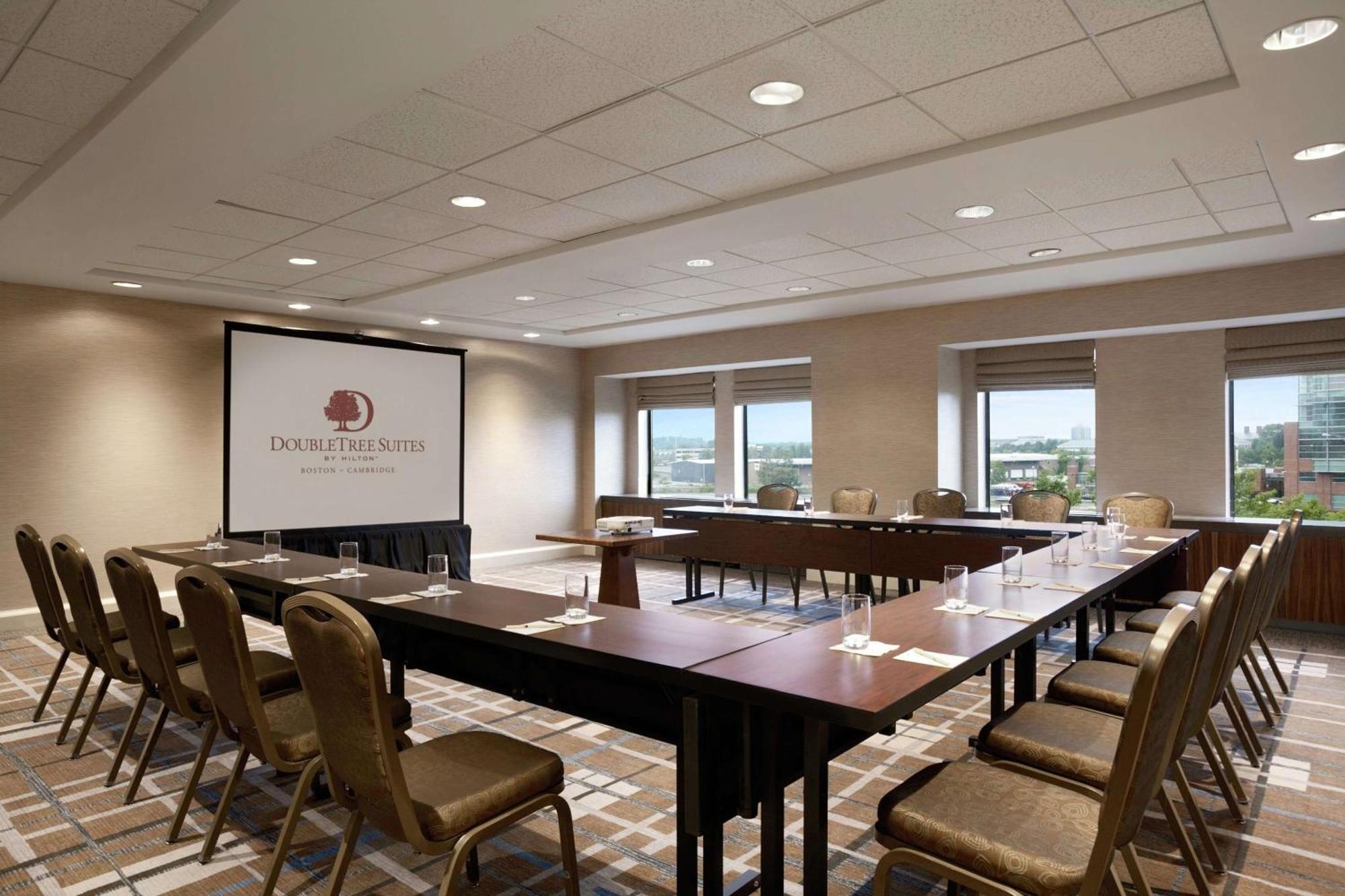 Hotel Doubletree By Hilton - Cambridge