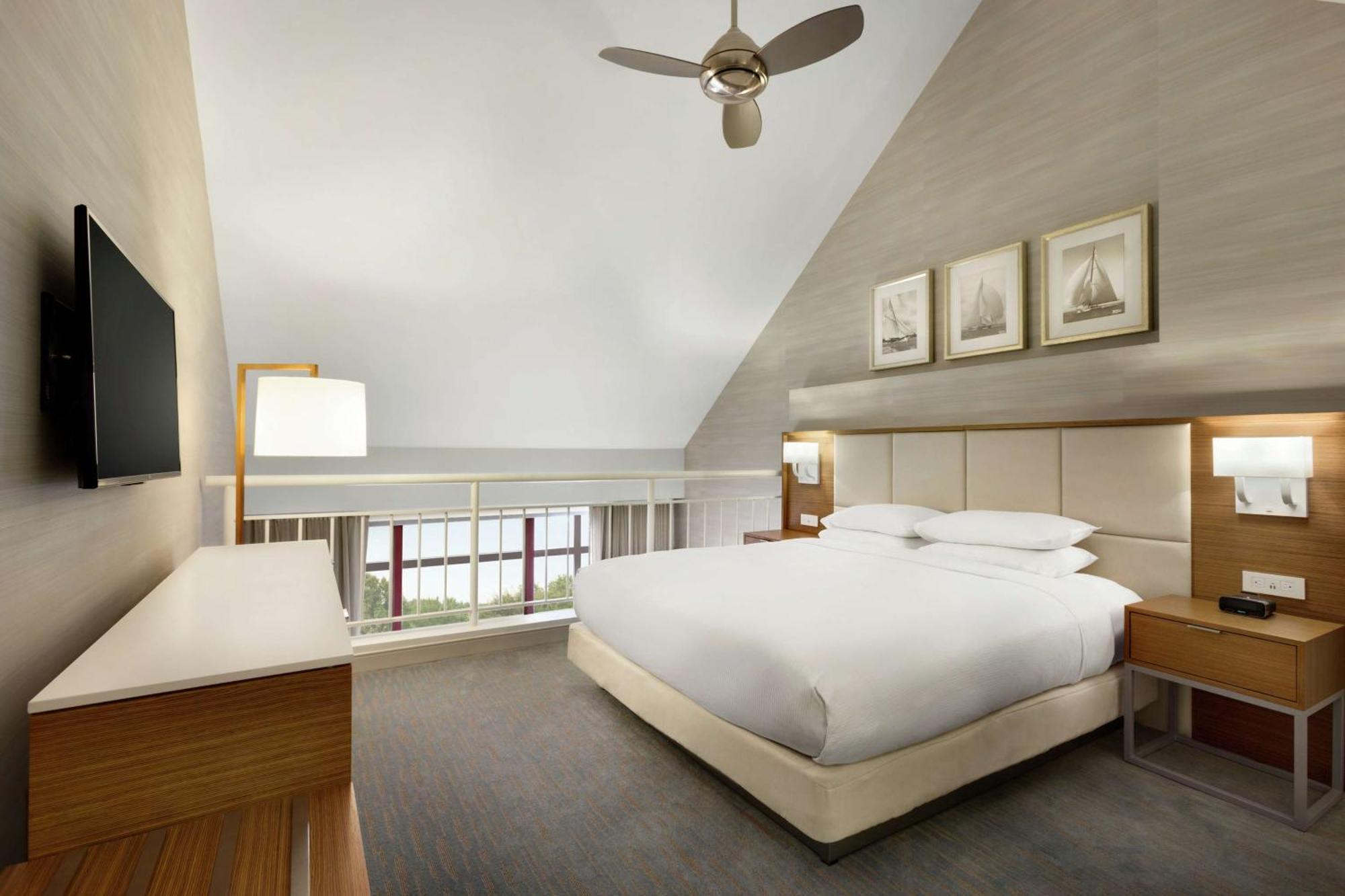 Doubletree By Hilton - Cambridge Hotel
