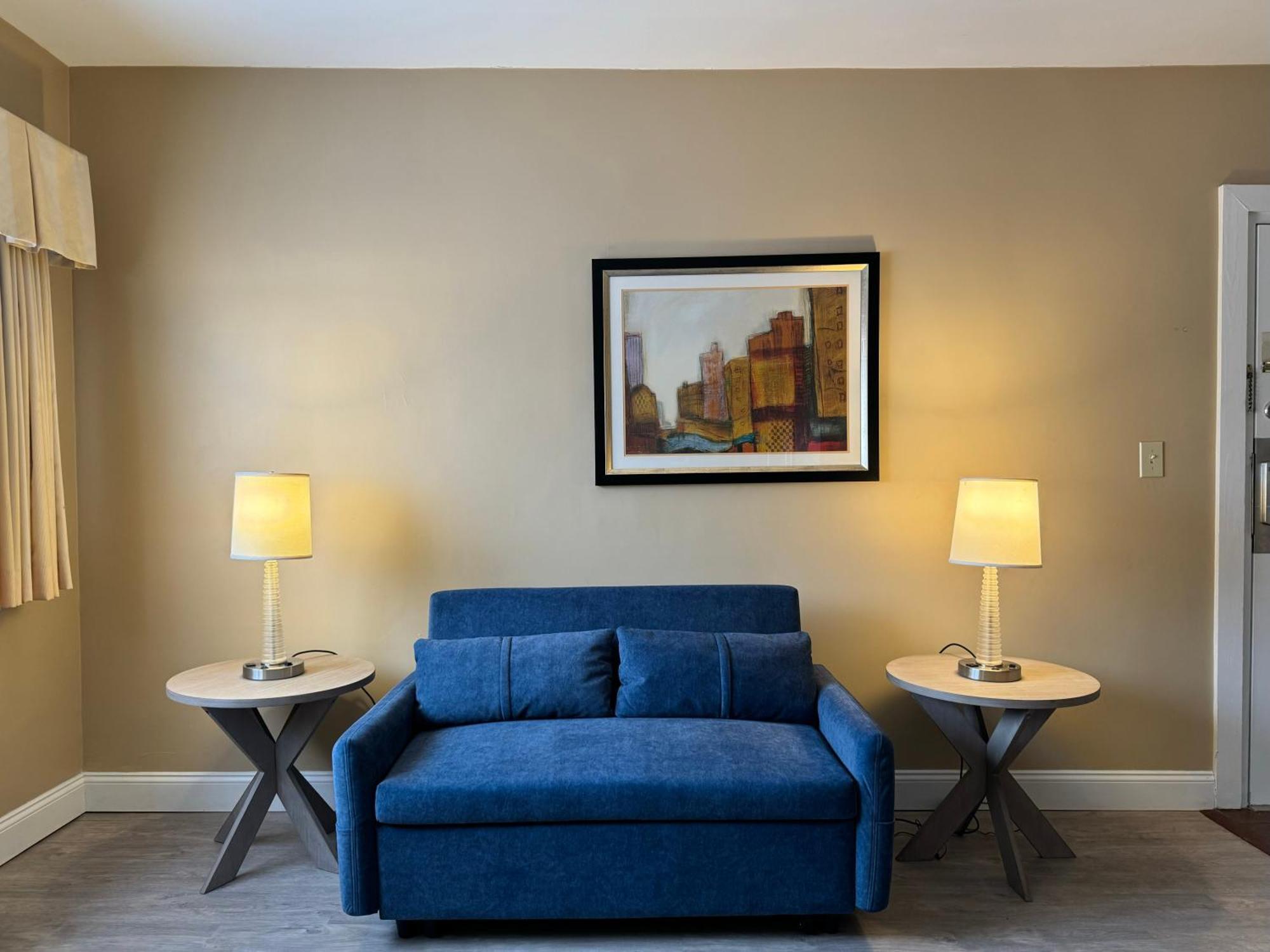 Hotel Boston 2*