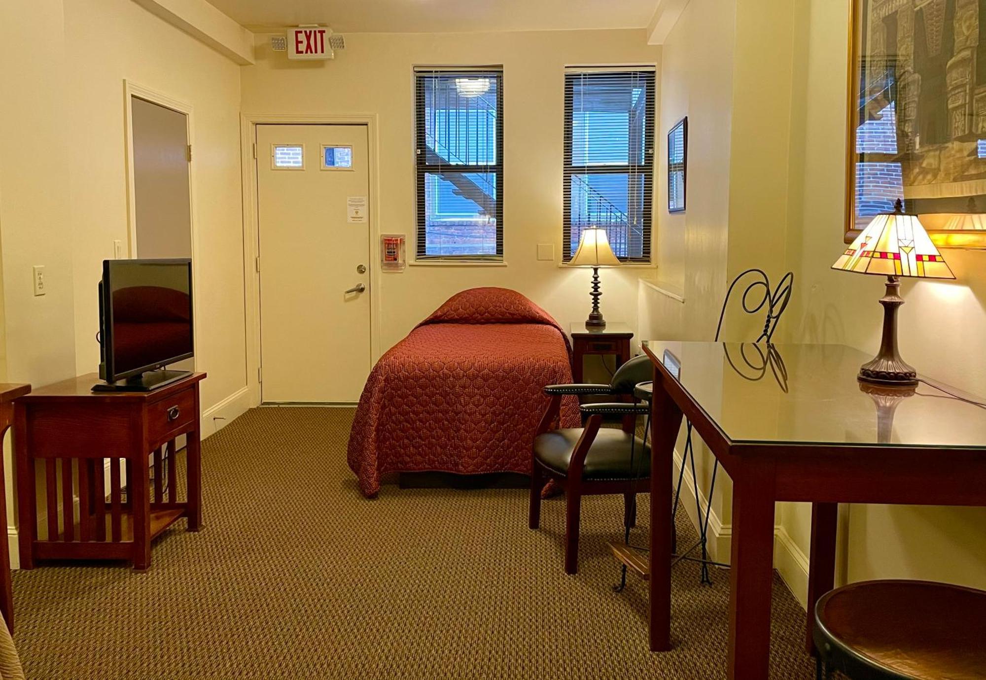 Oasis Guest house Boston