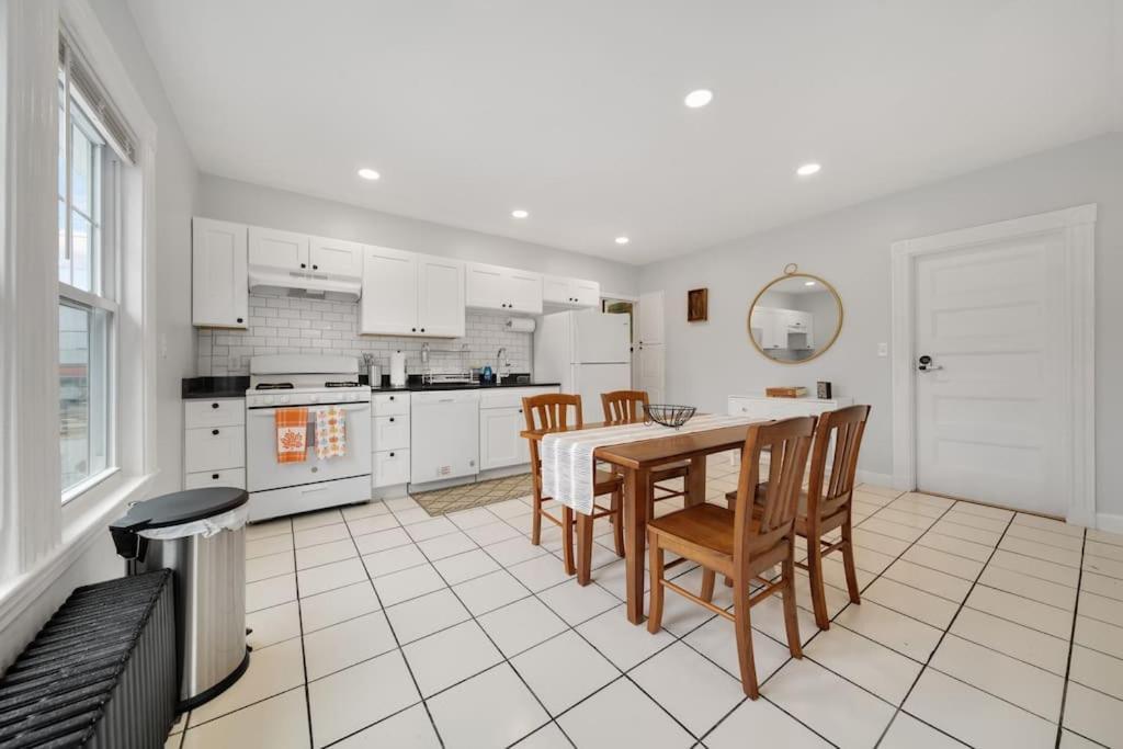 Apartment 5br 2bh Bright & Spacious In Brighton *