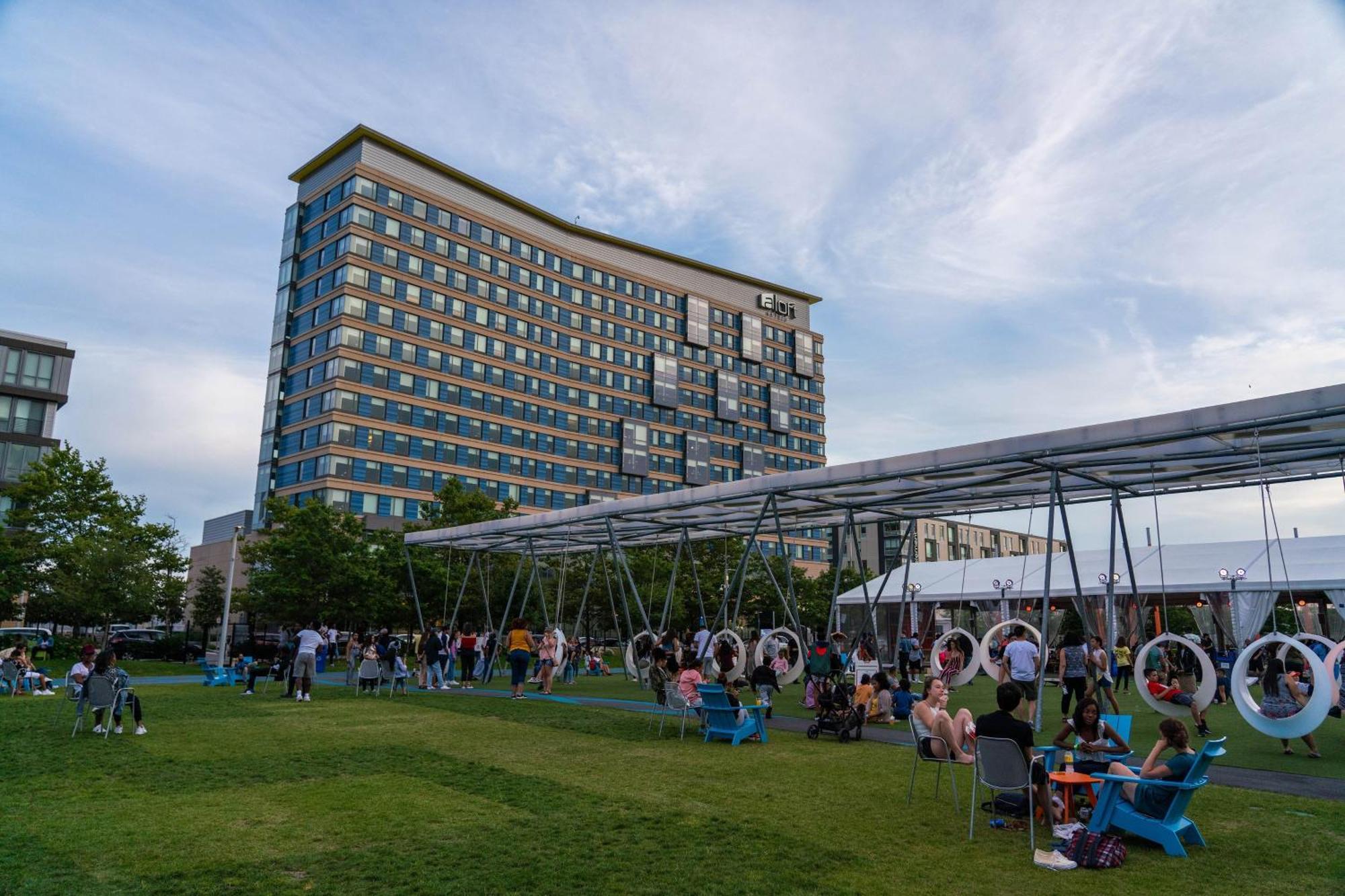 Aloft Seaport District Boston