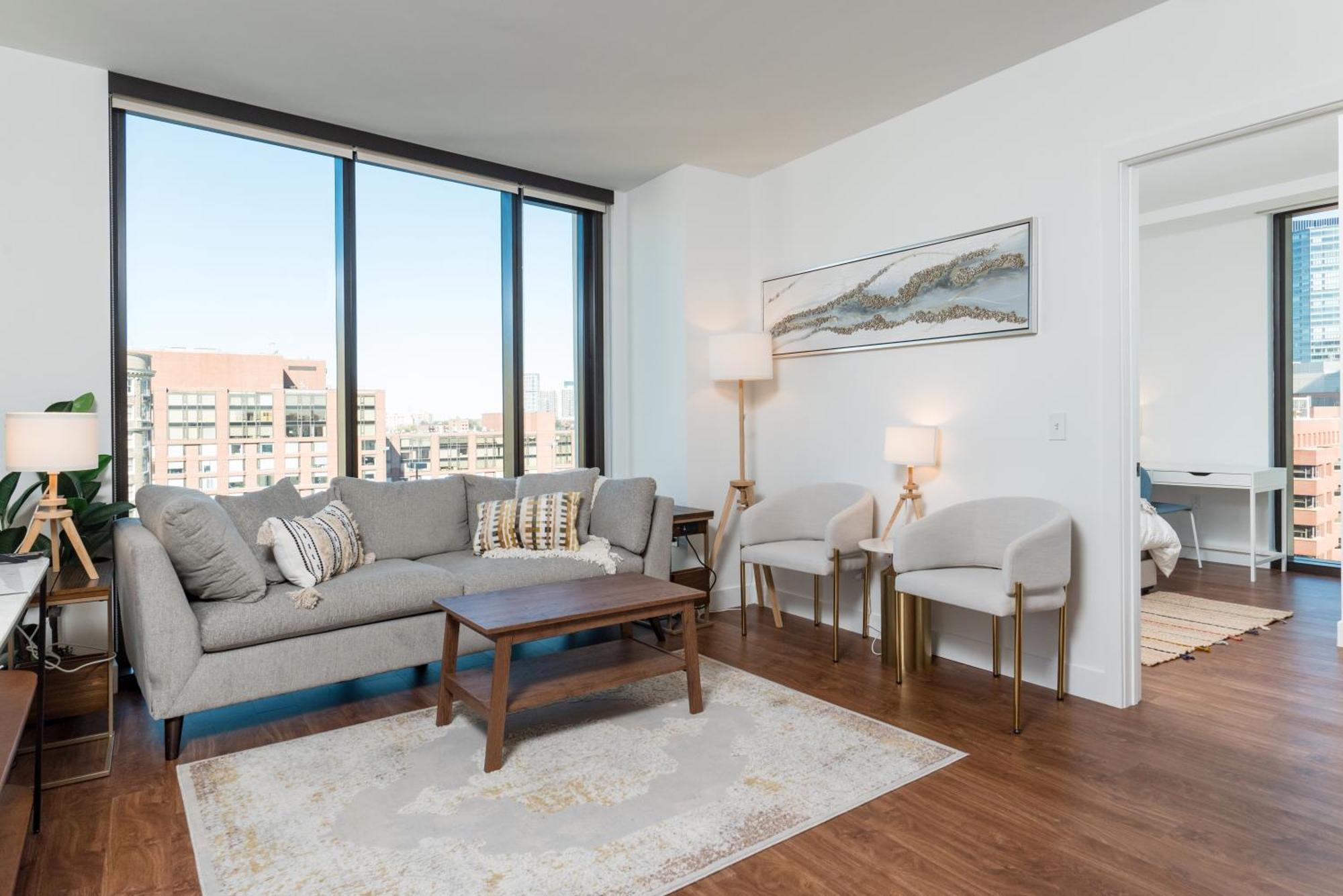 Luxury 2br Backbay Common T-station Roof Lounge Gym * Boston
