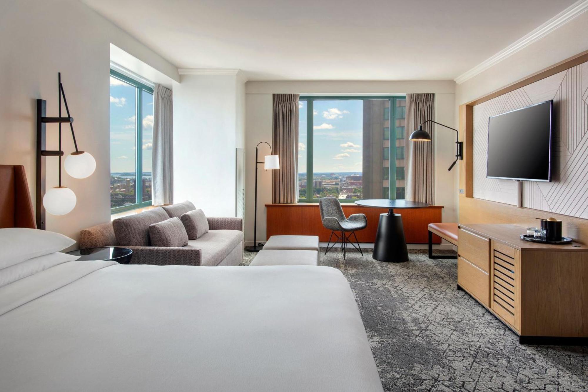 Sheraton 4*