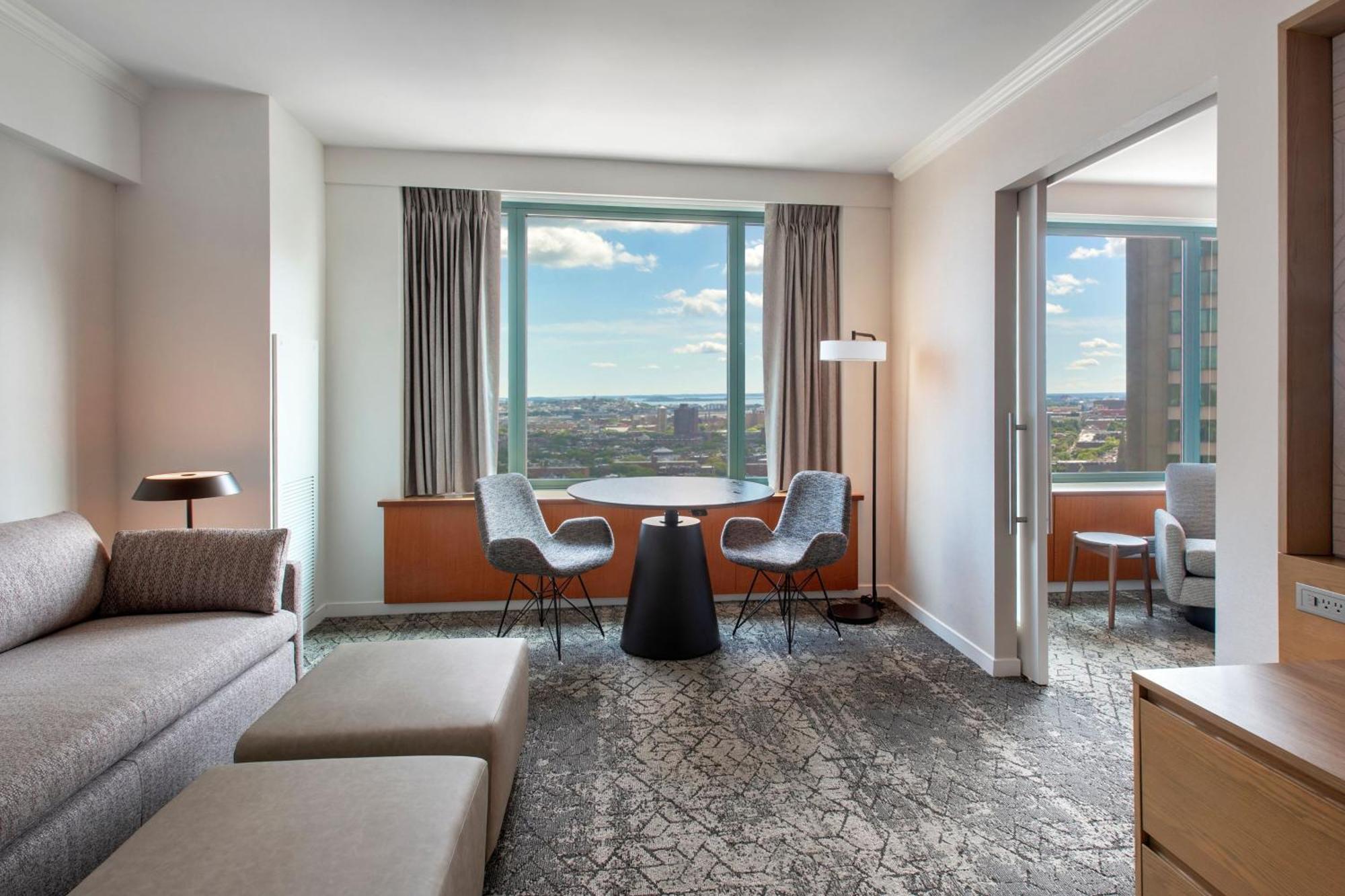 Sheraton Hotel 4*