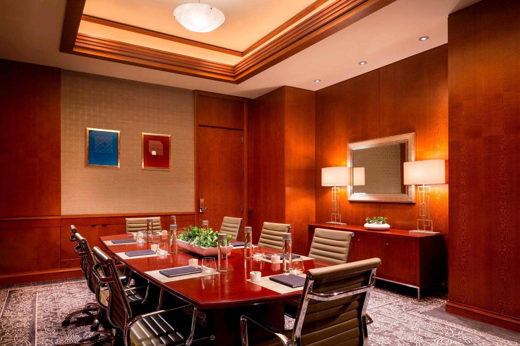 The Ritz-carlton, Boston