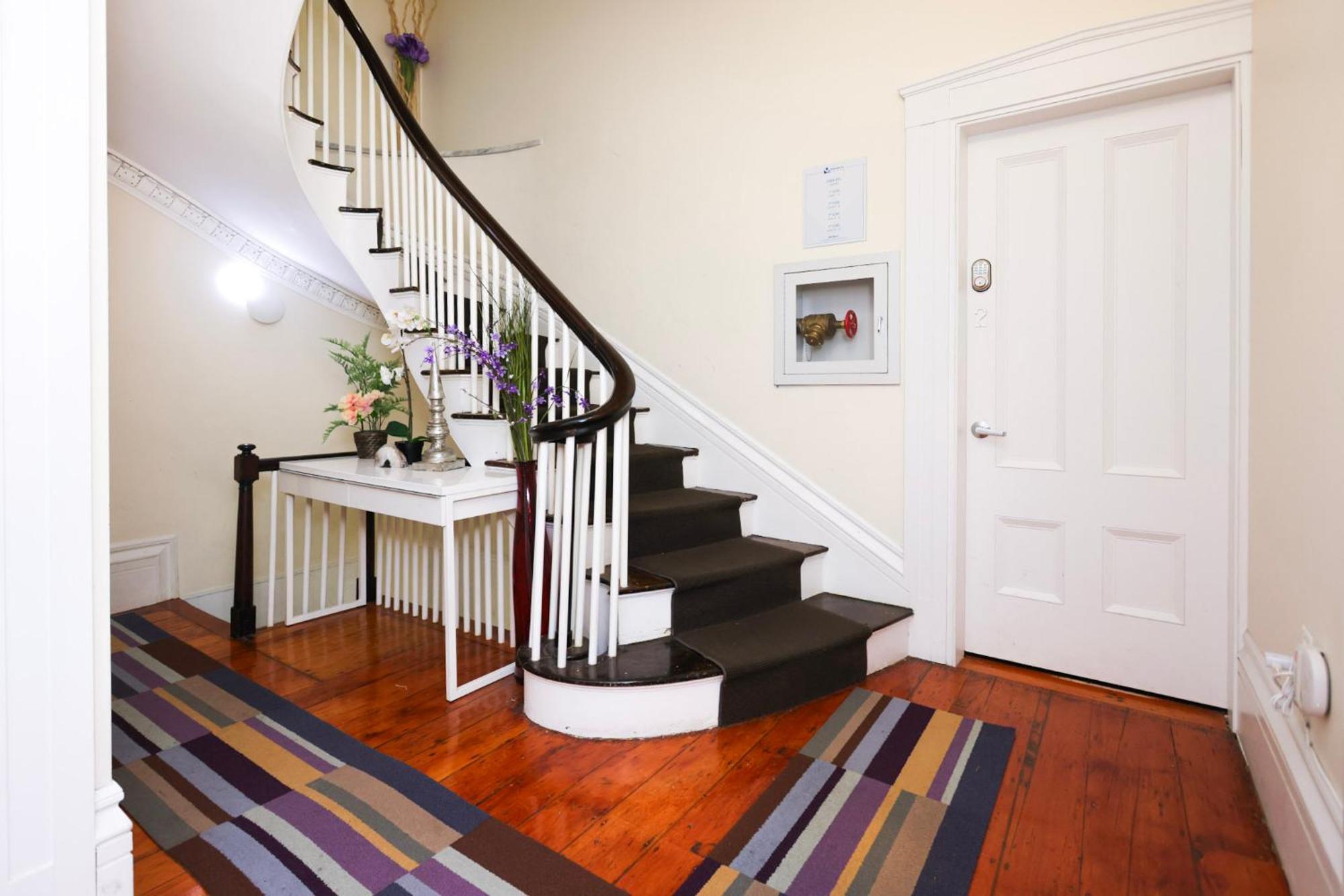 Charming & Stylish On Beacon Hill #8 Boston