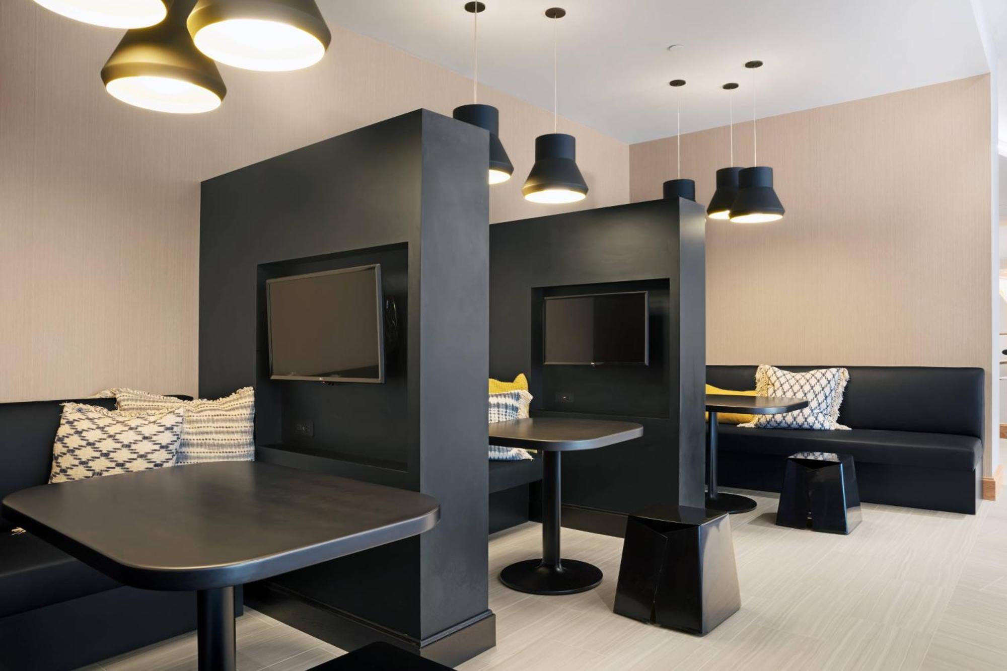 Courtyard Downtown/north Station 3* Boston