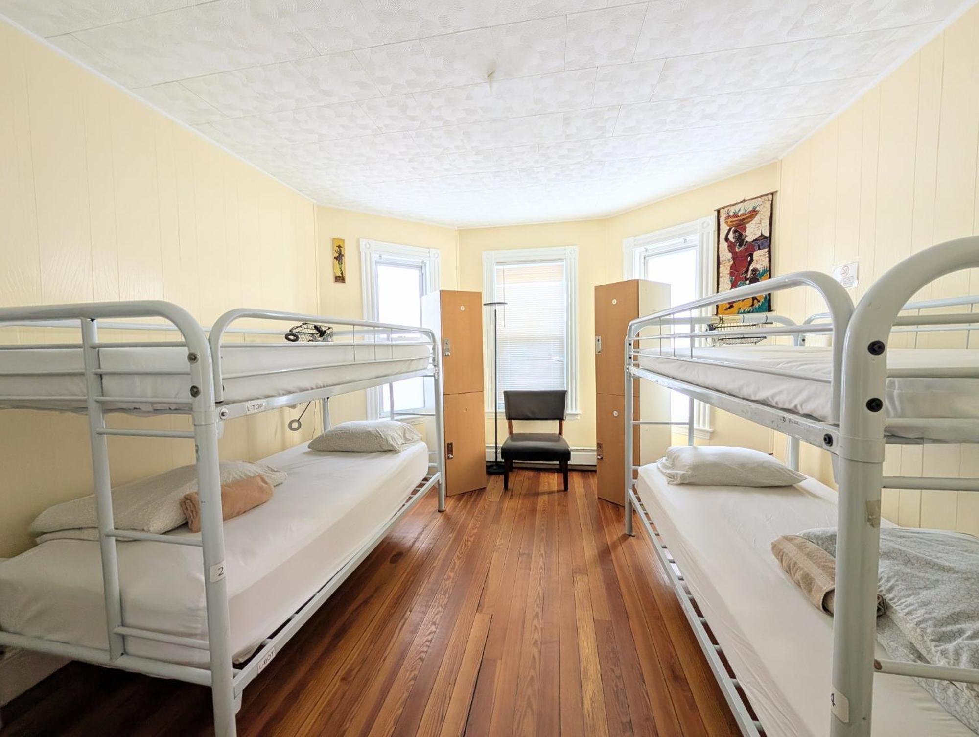 Homestel Albergue *