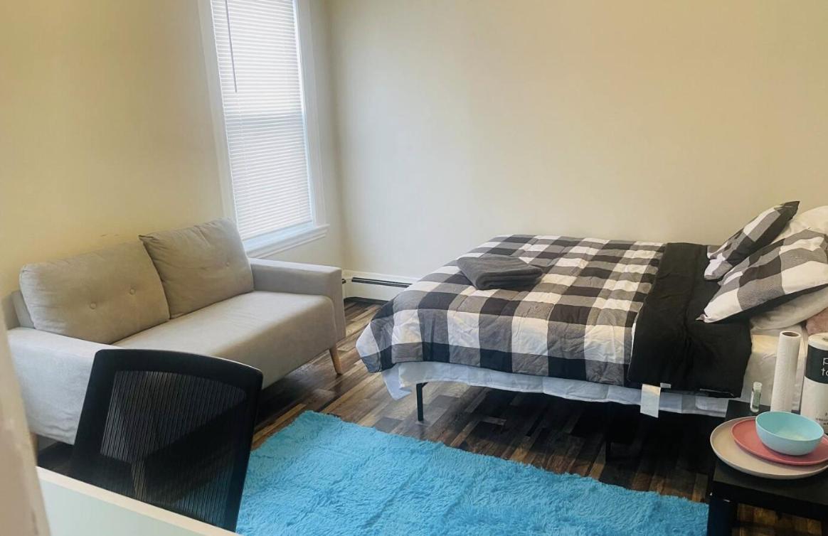 Homestay Lovely Close To The Redline And Downtown