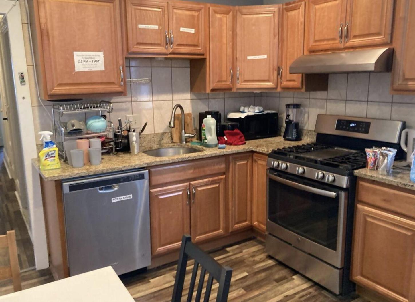 Lovely Close To The Redline And Downtown Homestay *