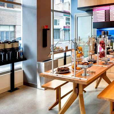 Aloft Seaport District Boston