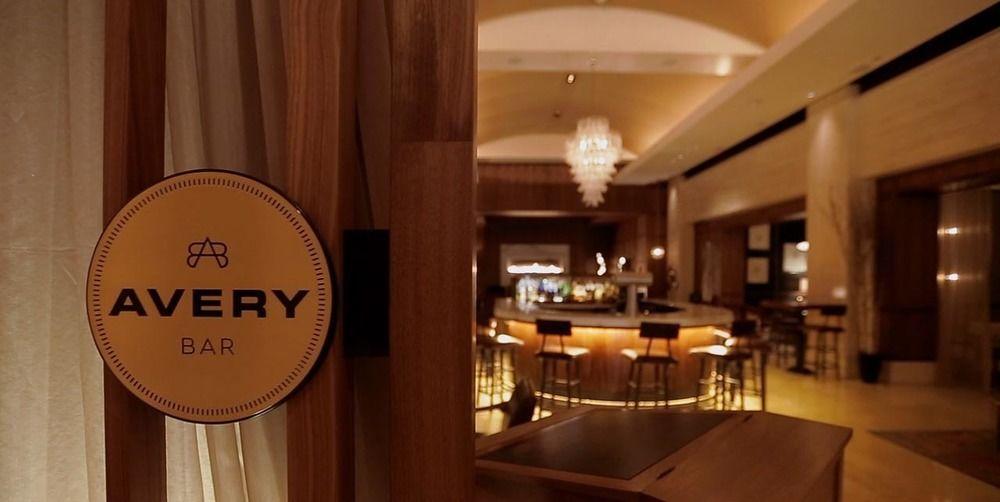 The Ritz-carlton, Hotel