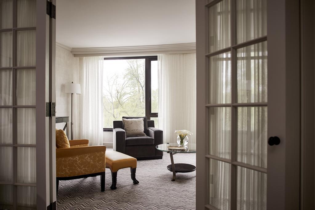 Four Seasons 5* Boston
