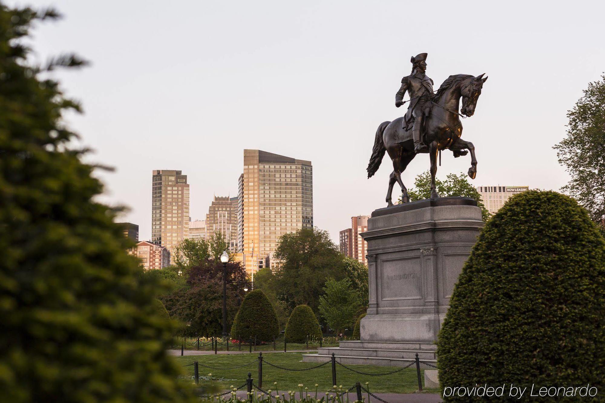 The Ritz-carlton, Boston