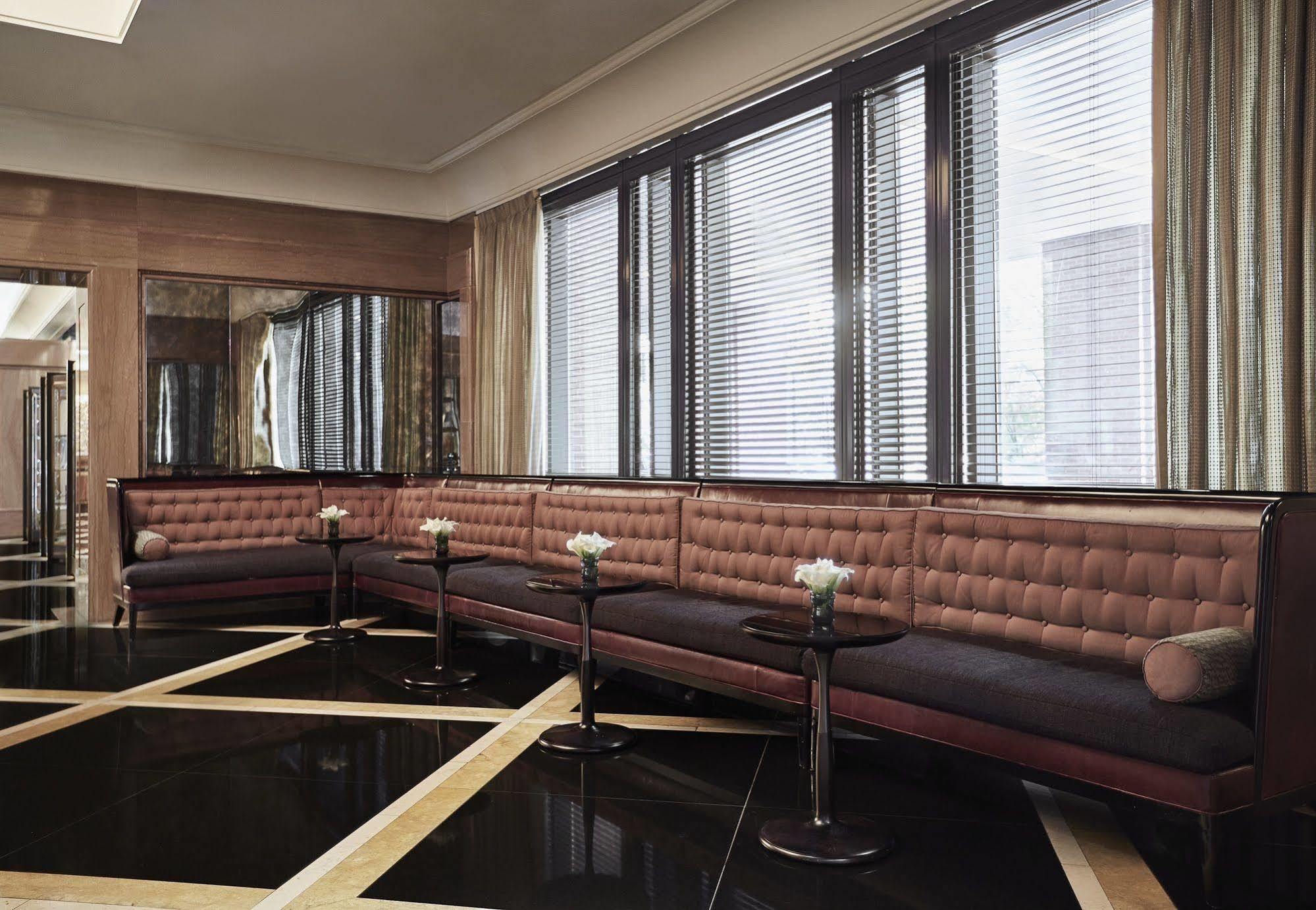 Four Seasons Hotel 5*