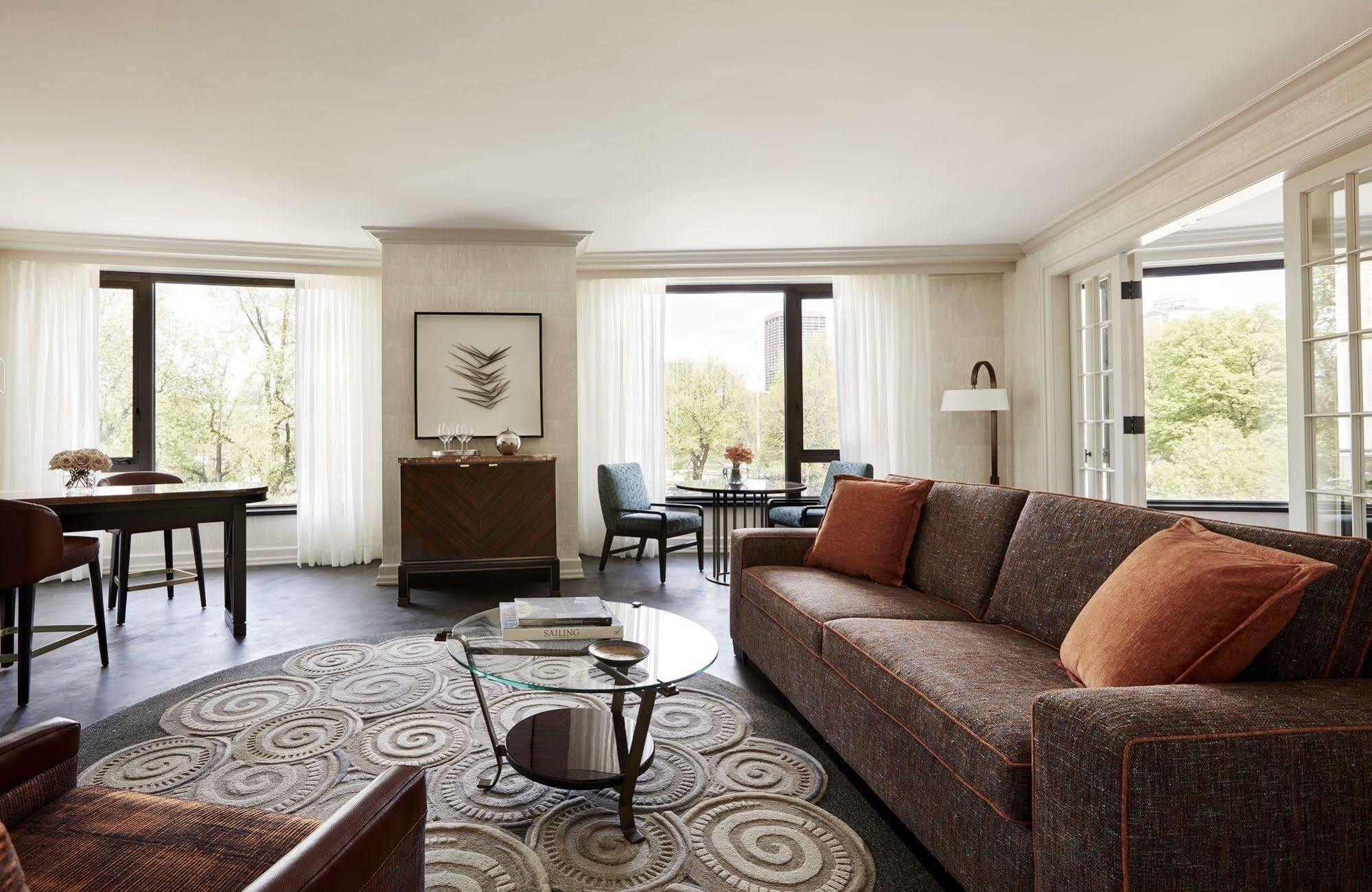Four Seasons Hotel