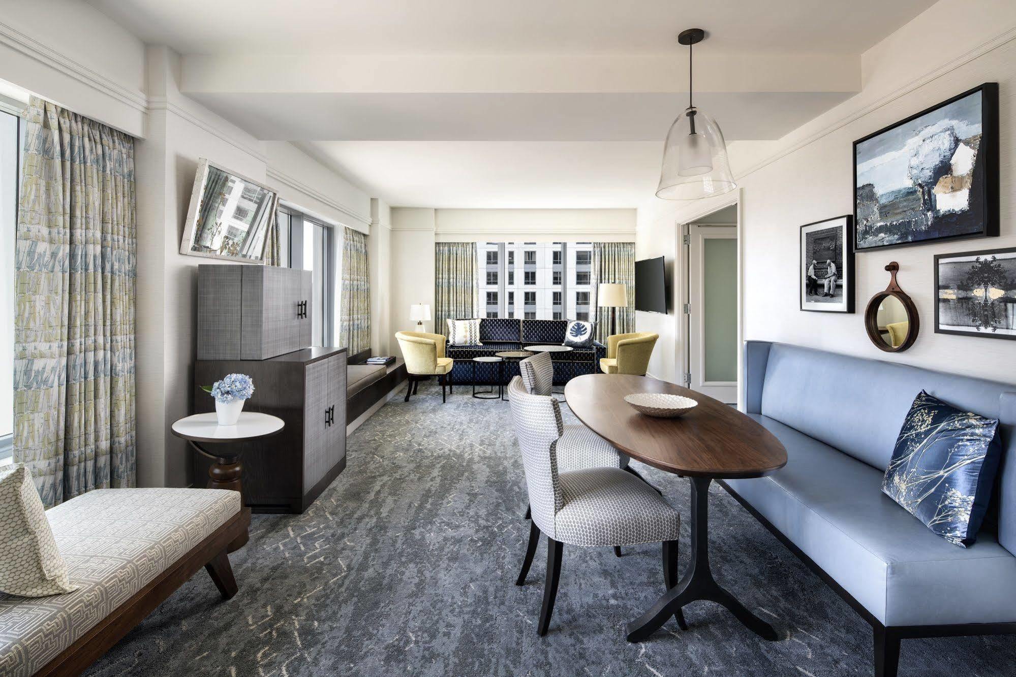 Hotel The Ritz-carlton,