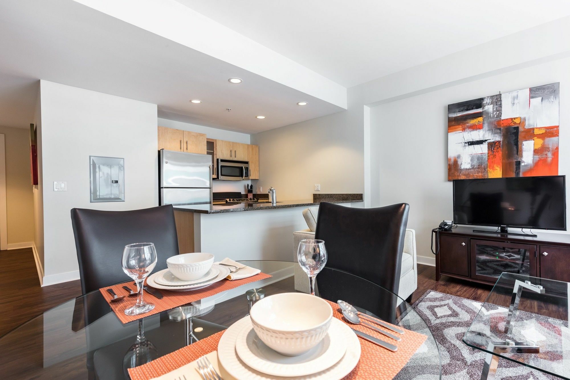 Global Luxury At West End Apartment *