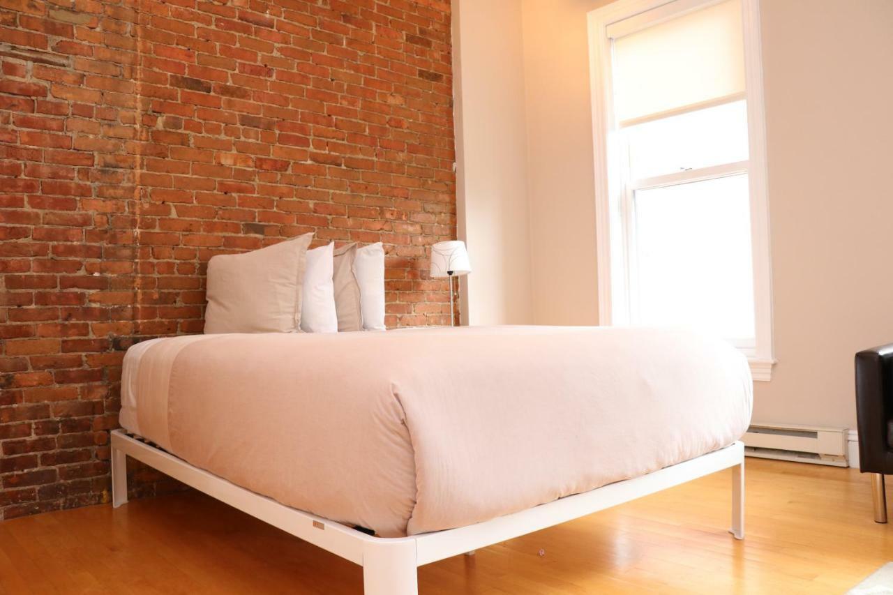 Furnished In The South End #4 *